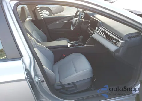 2025 Toyota Camry Le z USA, uszkodzony, nr VIN 4T1DAACK5SU205550